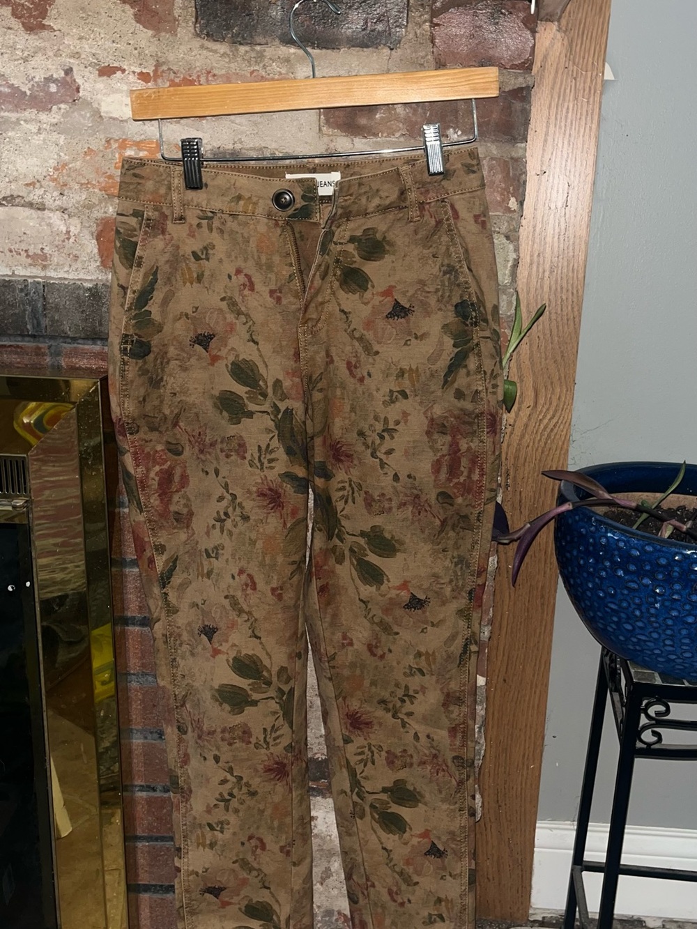 Women’s floral Print Brown Casual Pants